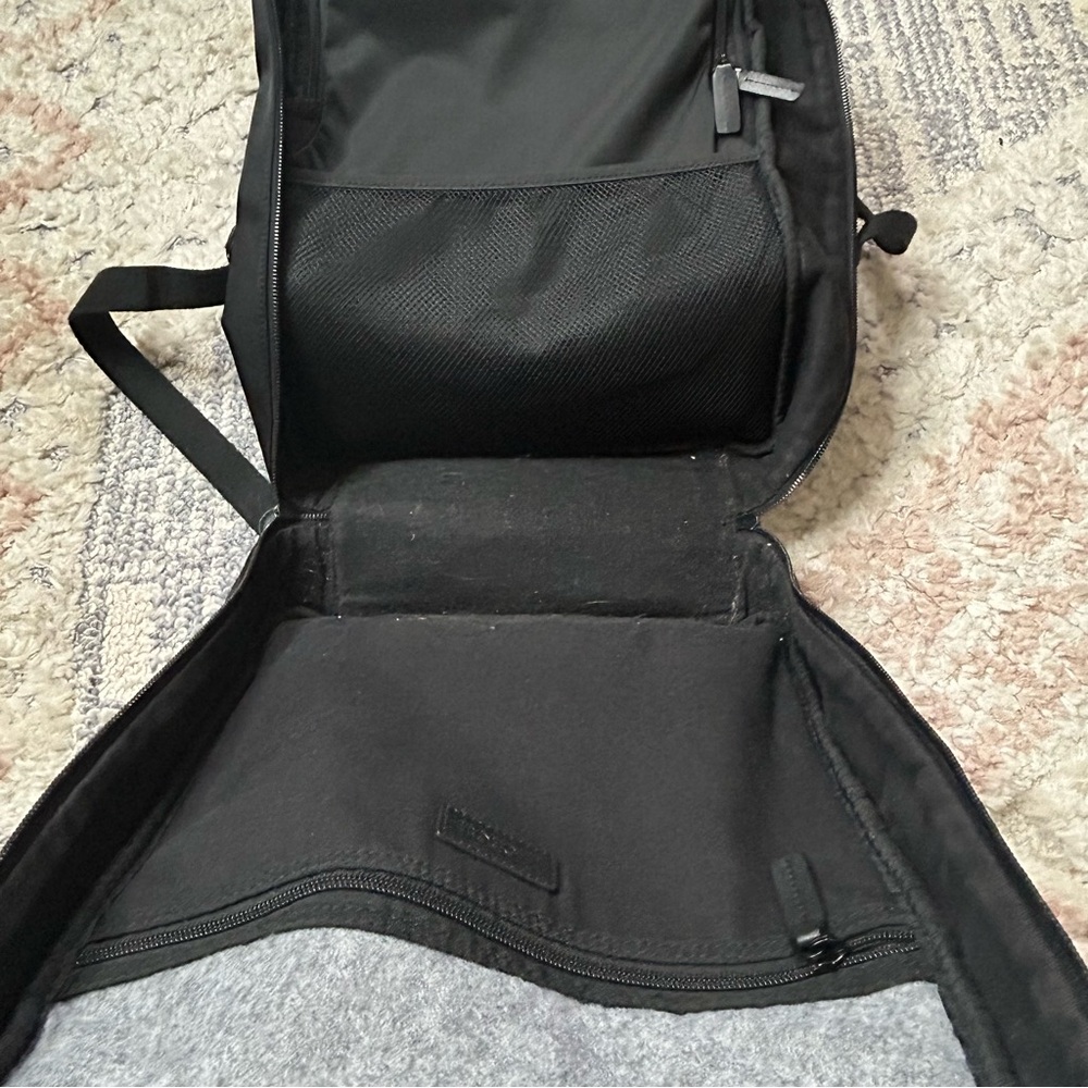 Monos Metro Backpack - Picture 4 of 6